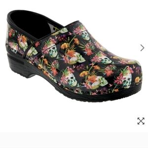 Bjork Leather Moa Skull Floral Slip On Professional Clogs Shoes 40-41